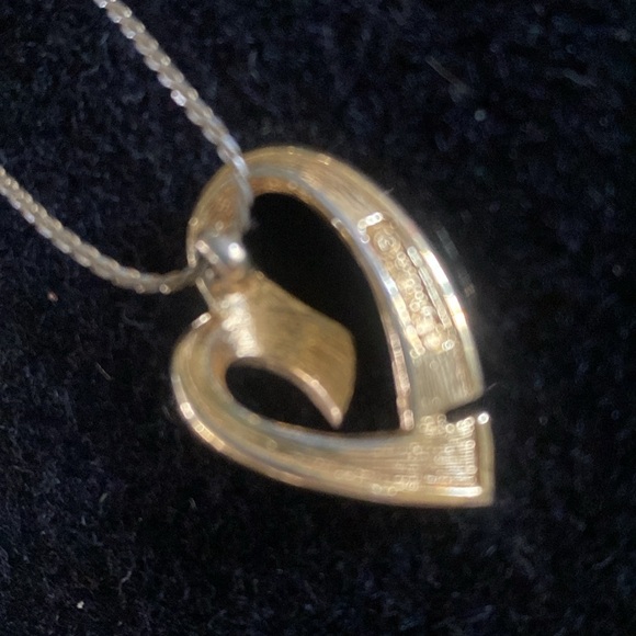 VTG Monet Heart Pendant Necklace FINAL PRICE DROP - Picture 3 of 4